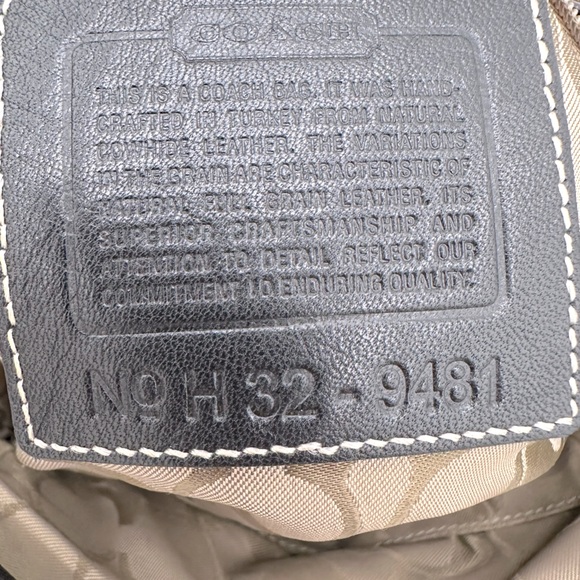 VINTAGE COACH LEATHER HOBO (style #9481) BUCKET CROSSBODY BAG - Picture 15 of 15